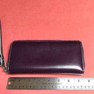 Lodis wristlet new